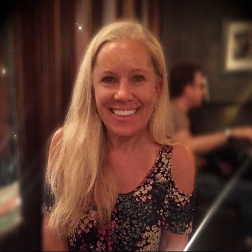Meet your Posher, Debbi